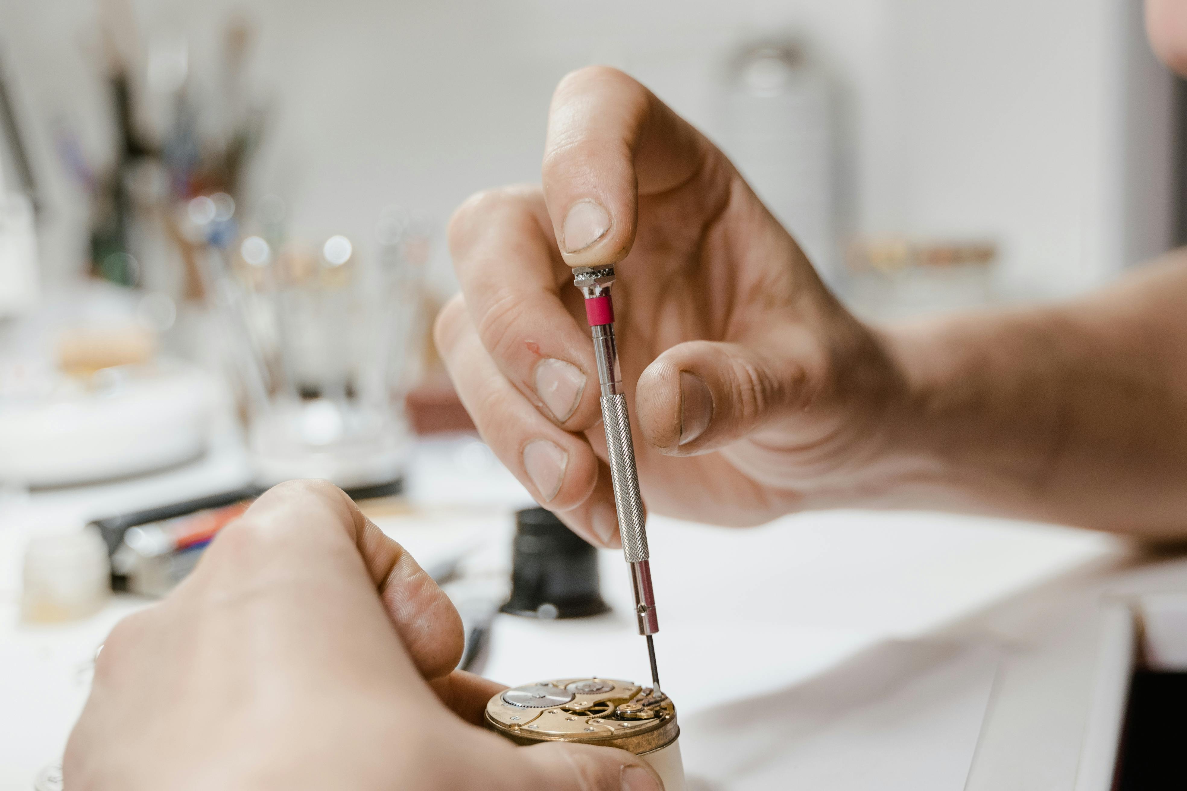 Watch crystal replacement